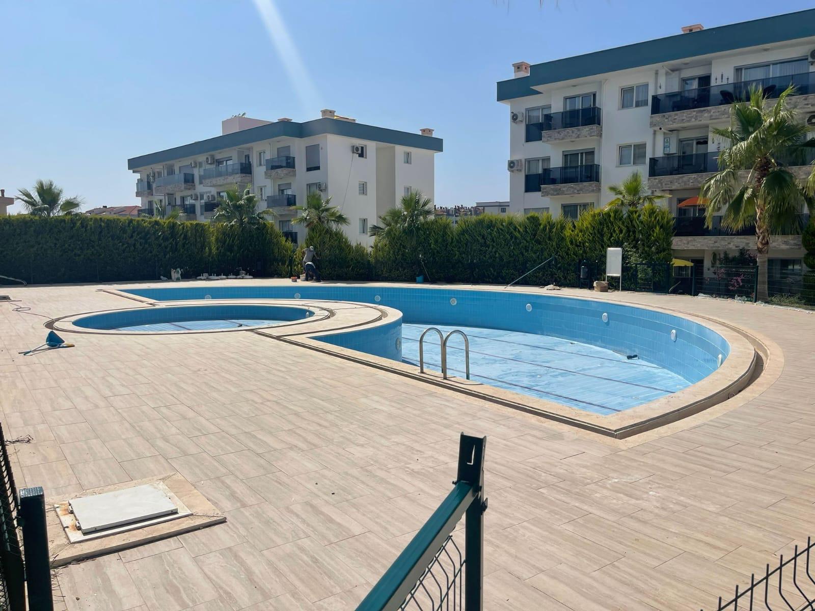 KUŞADASI MERKEZDE BAHÇE KATI 2+1 DAİRE.