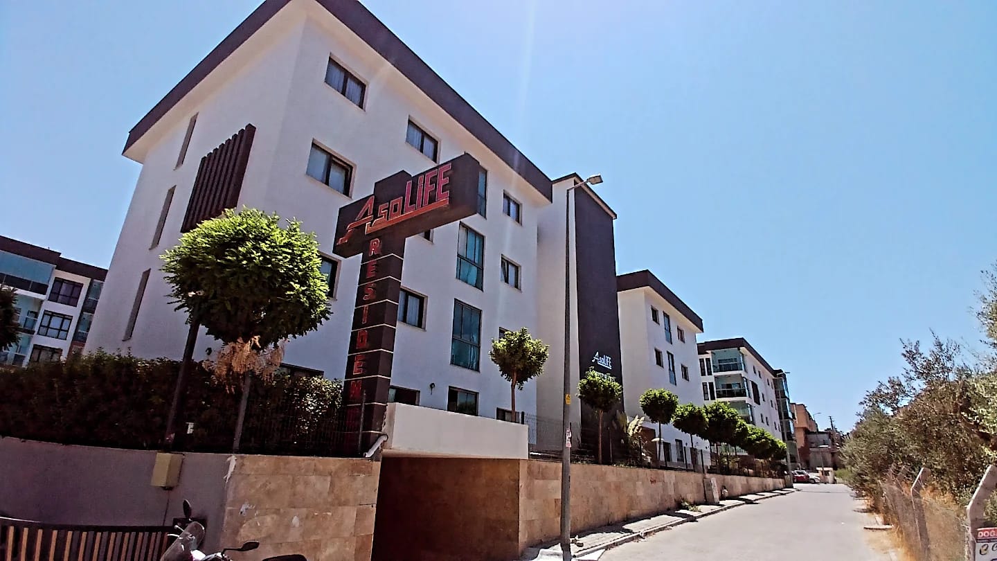 KUŞADASI DEĞİRMENDERE MAHALLESİNDE 3+1 DAİRE.