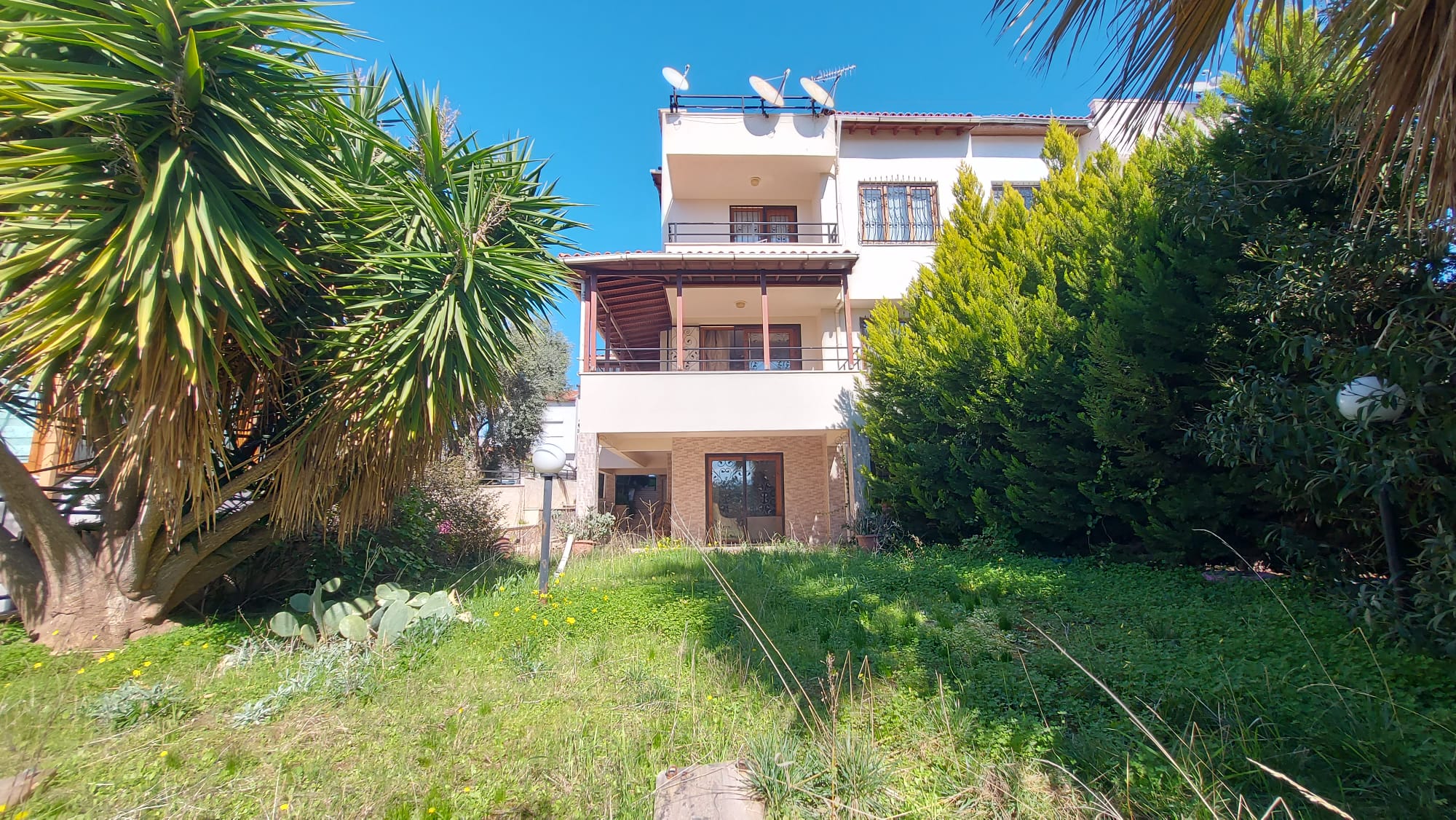 5+2 Semi-Detached Villa for Sale in Kuşadası Marina